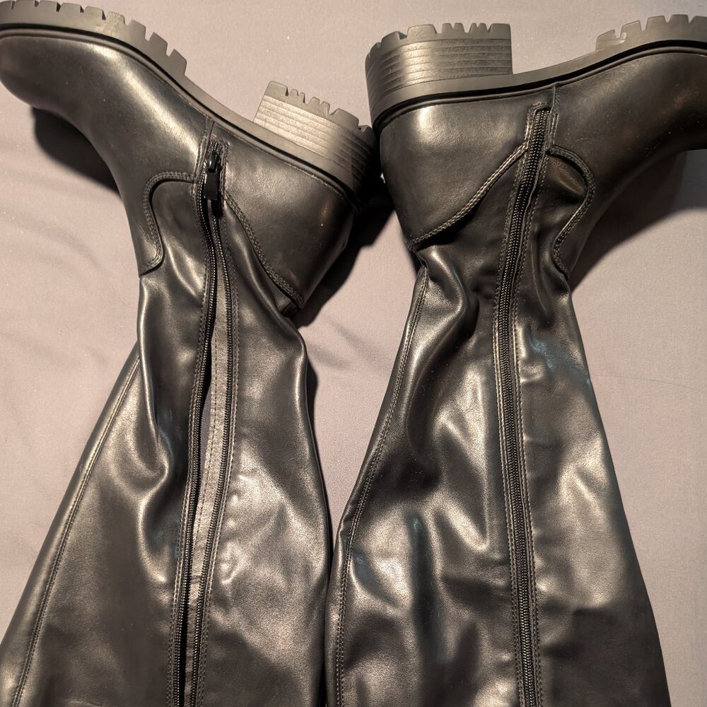 NWOT Torrid Over the knee faux leather boots, size 7.5 WMUS (wide calf)